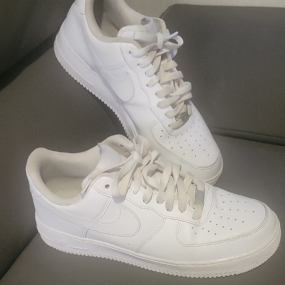 Nike Air Force 1 White Leather Sneakers
